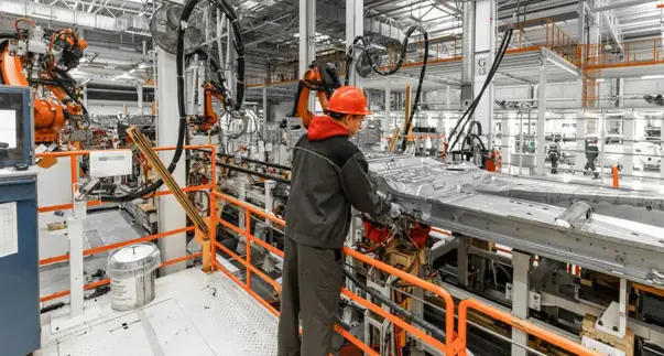  Manufacturing in UK, Europe